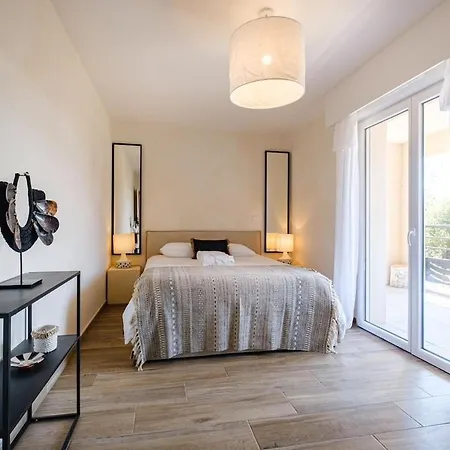 Luxurious New Pool Golf St Tropez Σαιντ-Μαξίμ
