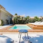 别墅 Luxurious New Pool Golf St Tropez *