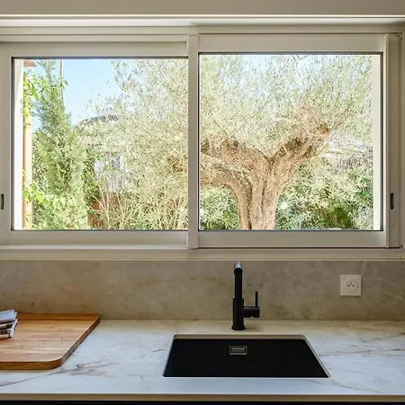 Luxurious New Pool Golf St Tropez Βίλα *