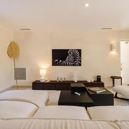 Luxurious New Pool Golf St Tropez Βίλα *