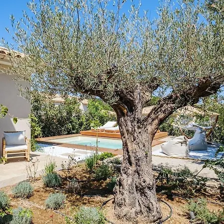 Luxurious New Pool Golf St Tropez וילה