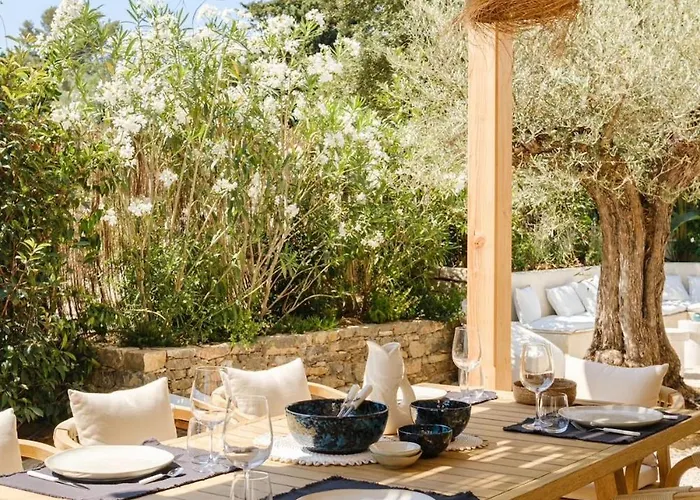 Luxurious New Pool Golf St Tropez Вілла *