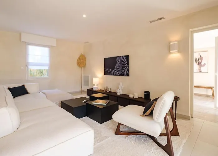 Βίλα Luxurious New Pool Golf St Tropez