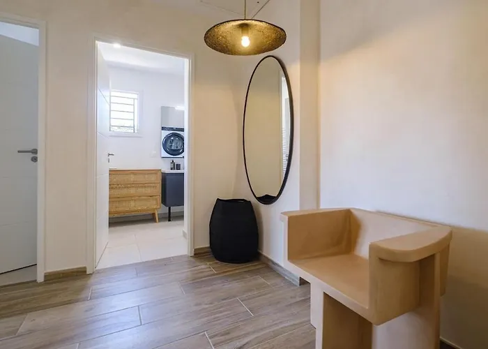 Luxurious New Pool Golf St Tropez Вілла Сент-Максім